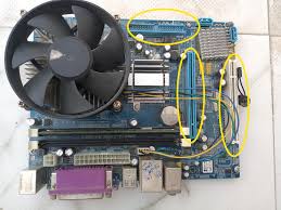 Can a new GPU run on an old motherboard?